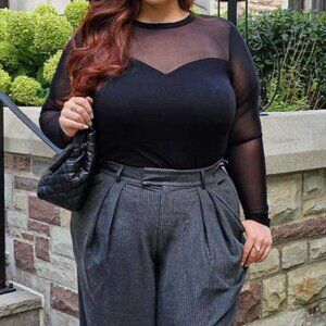 SNAG Longsleeve Mesh Sweetheart Top Black Plus 20-22